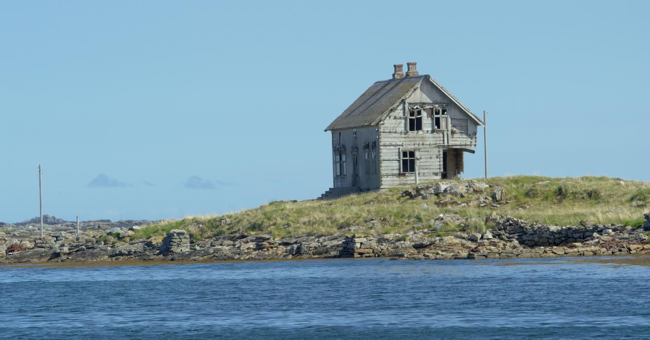 Hotel Fiskarheimen Havly, Røst Exterior foto